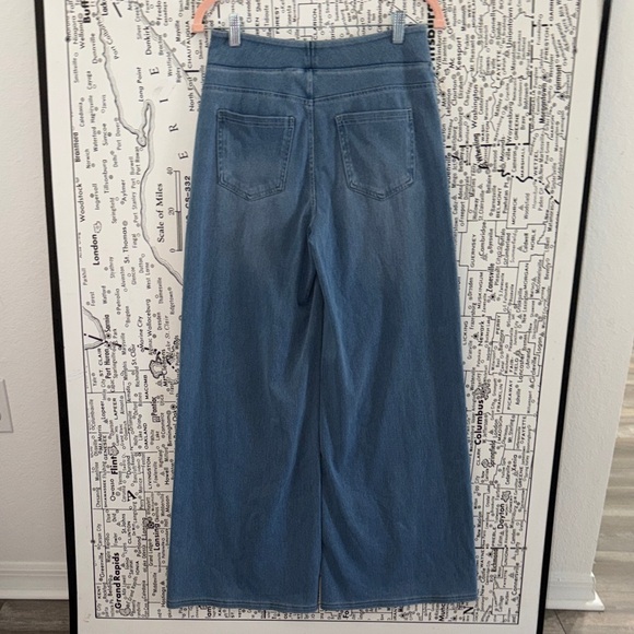 HALARA Light Blue Flare Jeans - Picture 5 of 9